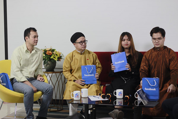 Talkshow1