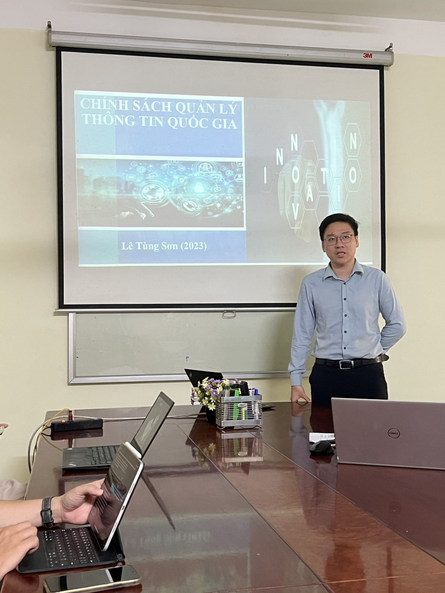 thông tin tư liệu 4