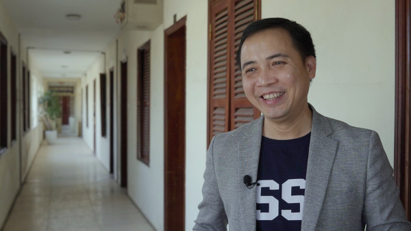 Thầy Đỗ Văn Hùng - Trưởng Khoa Thông tin - Thư viện được công nhận chức danh Phó Giáo sư