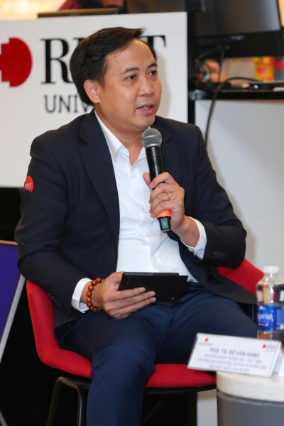 KHOA THÔNG TIN – THƯ VIỆN | ĐƯA NĂNG LỰC SỐ VÀO MẠCH SỐNG CHƯƠNG TRÌNH ĐÀO TẠO ĐẠI HỌC
