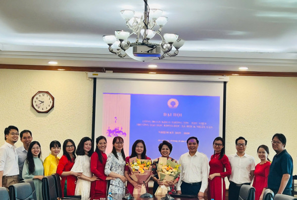 Đại hội Công đoàn Khoa Thông tin – Thư viện nhiệm kỳ 2025–2030: Đoàn kết – Sáng tạo – Phát triển