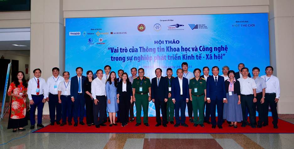 Hội thảo "Vai trò của Thông tin Khoa học và Cong nghệ trong sự nghiệp phát triển kinh tế - Xã hội"