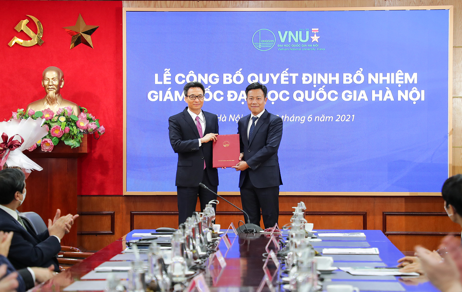 VNU 10 su kien tieu bieu 2021 02 (1)