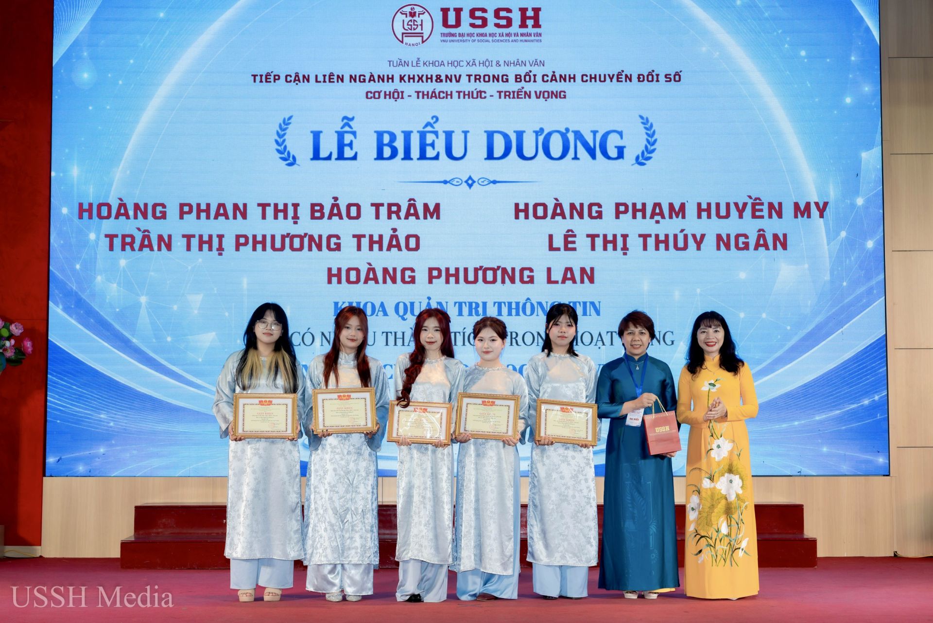 Giải nhất cô Dung