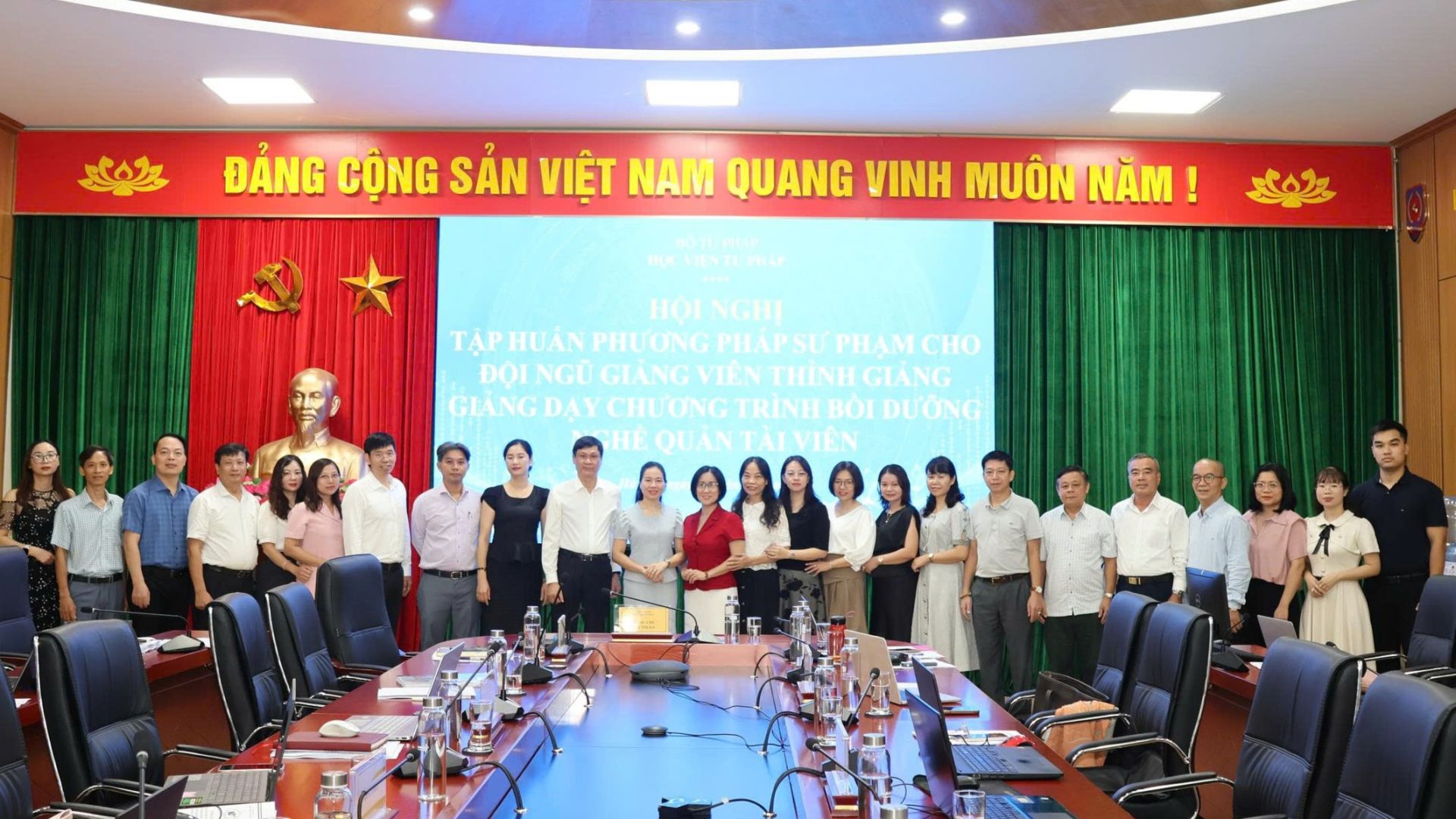 VNU-USSH đồng hành cùng Học viện Tư pháp nâng cao năng lực sư phạm cho giảng viên bồi dưỡng nghề Quản tài viên